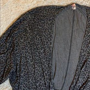ZARA Trf Leopard drape cardigan